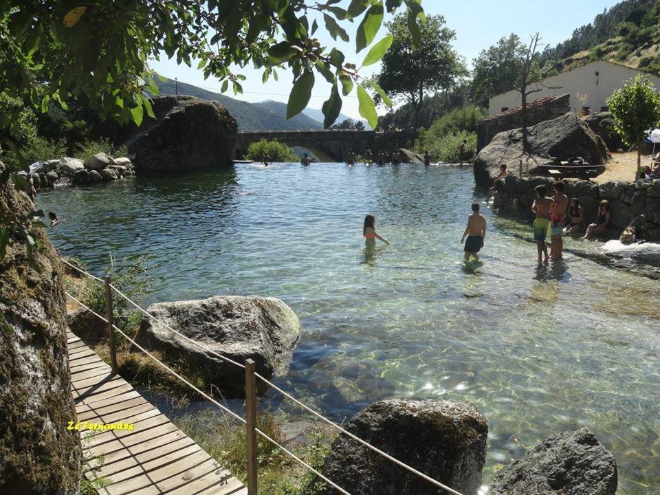 Casa Da Fonte Sagrada Otel Loriga Dış mekan fotoğraf